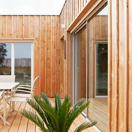 בית נופש Du Golf De Laurent De La Pree